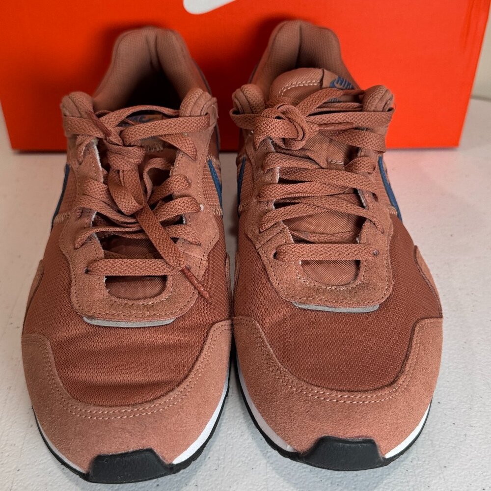 NIKE Venture Runner Mineral Clay Mystic Navy CK2944-203 Mens Size 9.5